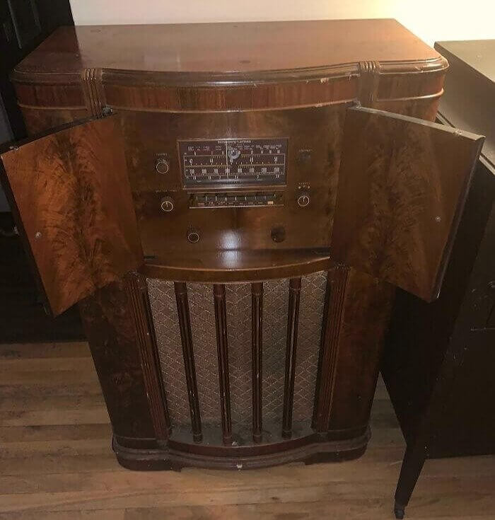 A Stromberg Carlson Radio That Was Thrown Out