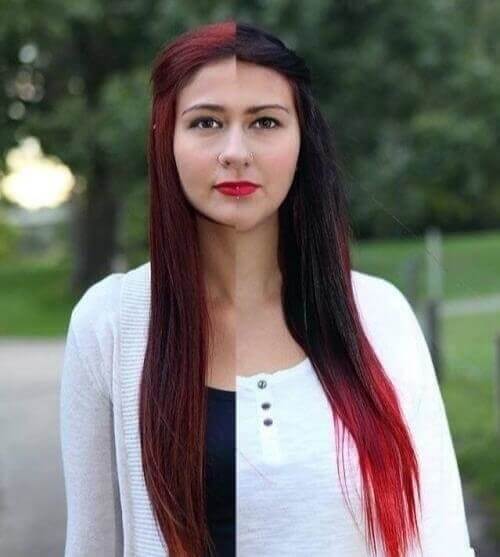 These Two Sisters Who Convince People They Are Twins